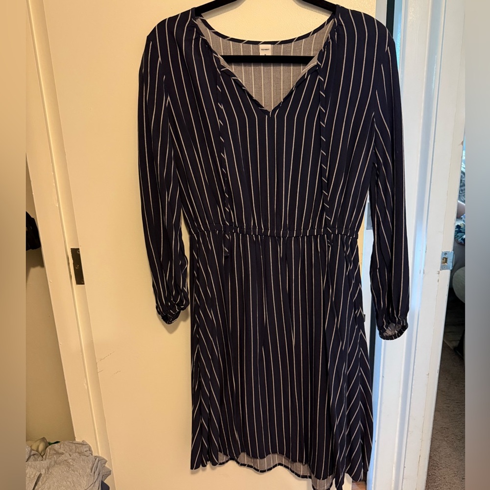 Old Navy Dark Navy and White Long Sleeve Dress